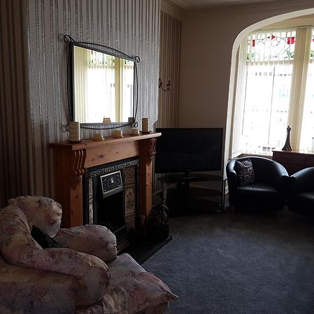 Kings Court Families & Couples Bed & Breakfast Blackpool Exterior foto