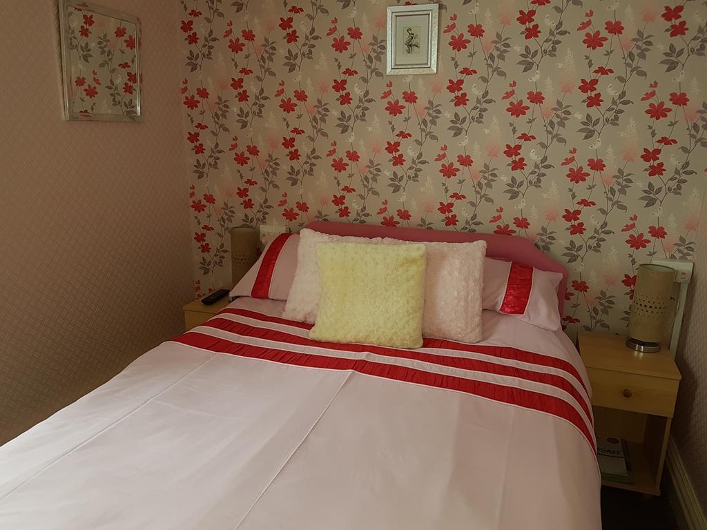 Kings Court Families & Couples Bed & Breakfast Blackpool Exterior foto