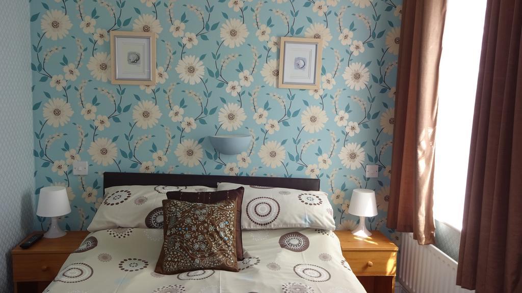 Kings Court Families & Couples Bed & Breakfast Blackpool Exterior foto