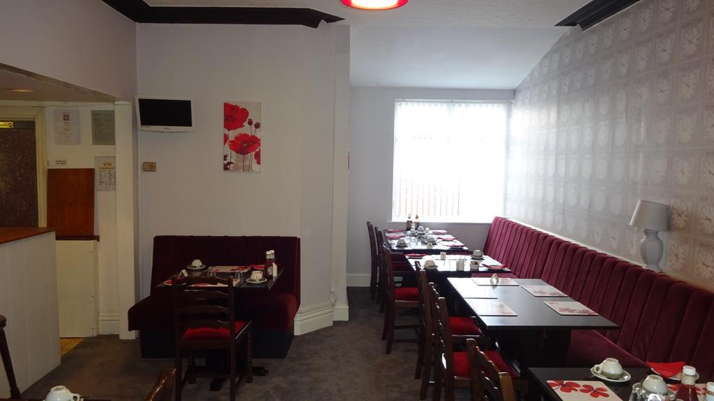 Kings Court Families & Couples Bed & Breakfast Blackpool Exterior foto