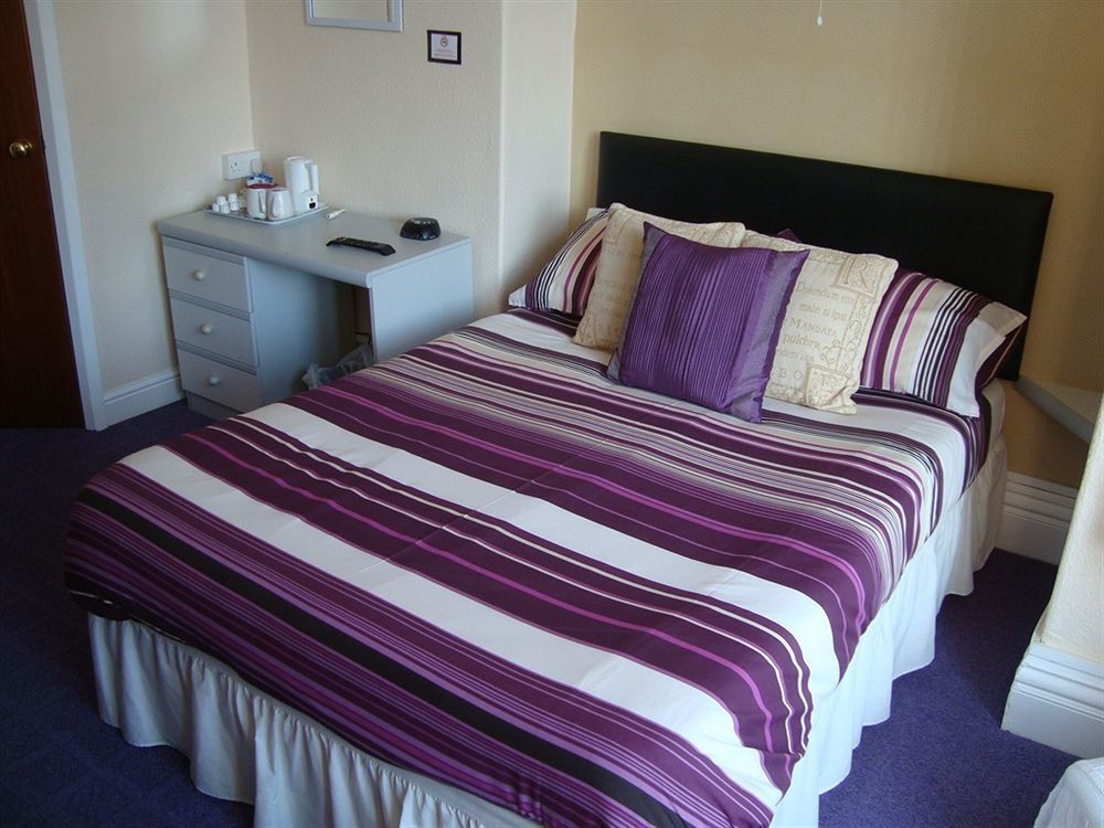 Kings Court Families & Couples Bed & Breakfast Blackpool Exterior foto