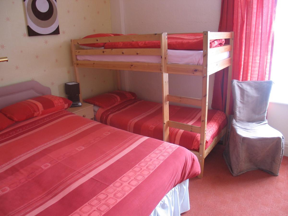 Kings Court Families & Couples Bed & Breakfast Blackpool Exterior foto