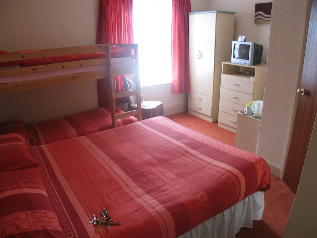 Kings Court Families & Couples Bed & Breakfast Blackpool Exterior foto
