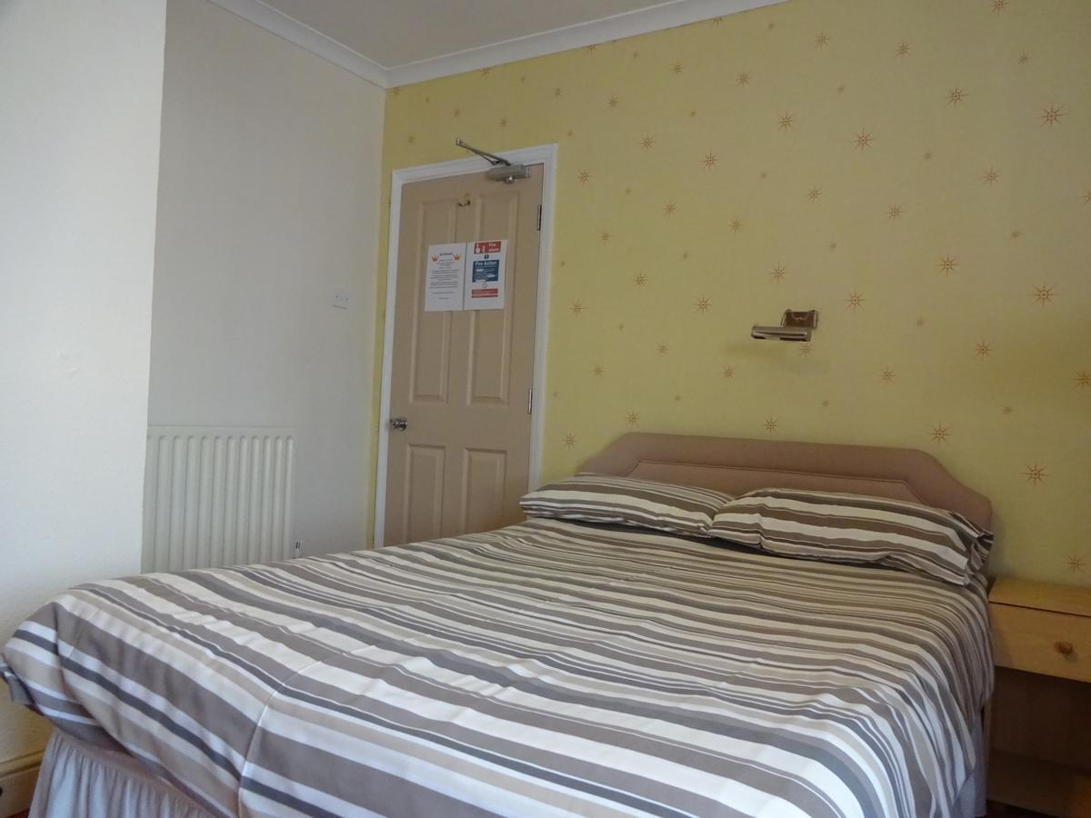 Kings Court Families & Couples Bed & Breakfast Blackpool Exterior foto
